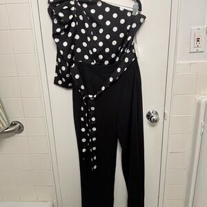Elegant Black and White Polka Dot One Shoulder Jumpsuit